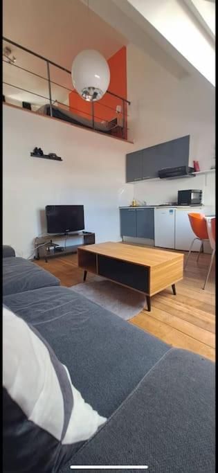 Penthouse Duplex Cosy 2 Chambres Au Coeur De Bruxelles Экстерьер фото